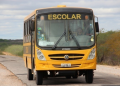 Pais cobram ônibus escolar para transporte de alunos da zona rural