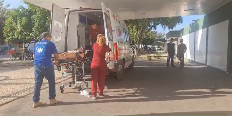 Jovem é atingida por bala perdida durante tentativa de homicídio em Areia Branca