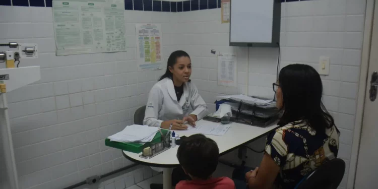 Serviços de saúde e planejamento financeiro são oferecidos às mulheres