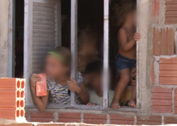 Família é despejada após decisão judicial em Mossoró