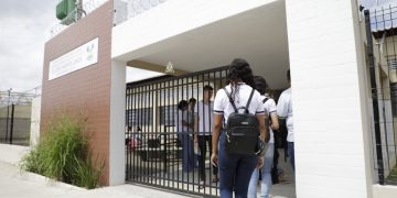 Projeto que institui bolsa para permanência de estudantes no ensino regular é enviado à ALRN