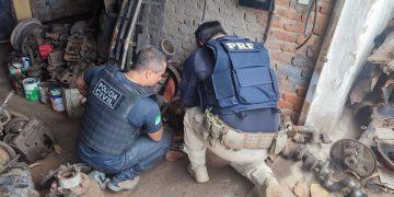 Sucatas ilegais são alvo de mandados de busca e apreensão em Pau dos Ferros