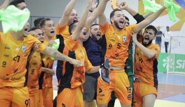 Apodi enfrenta Brasília na primeira partida da semifinal da Copa do Brasil de Futsal