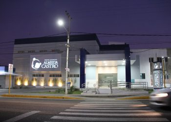 Pediatras da Maternidade Almeida Castro paralisam atividades