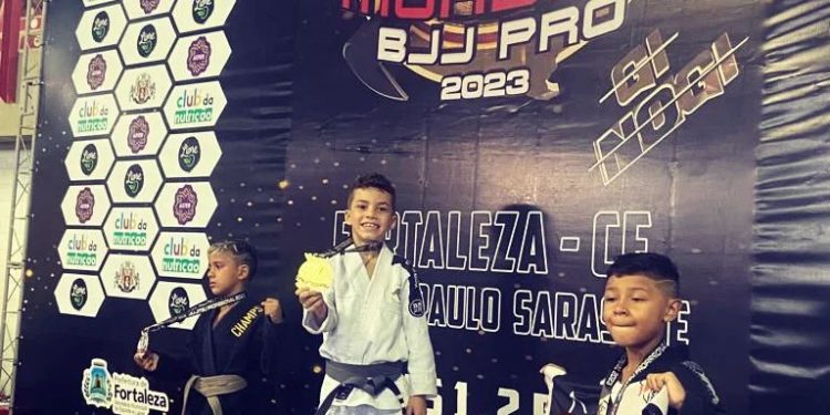 Mossoroense de 7 anos conquista sua 11° medalha de ouro em campeonatos de jiu-jítsu