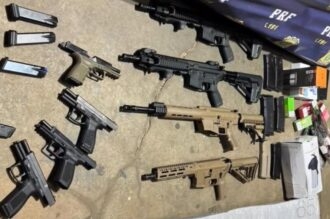 Armas apreendidas em Minas Gerais seriam entregues em Mossoró