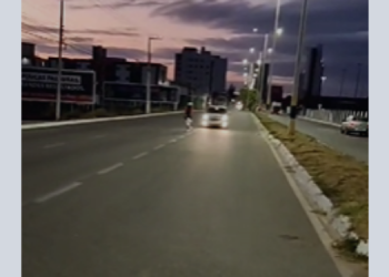 Motorista quase atropela ciclista e é preso por embriaguez na João da Escóssia