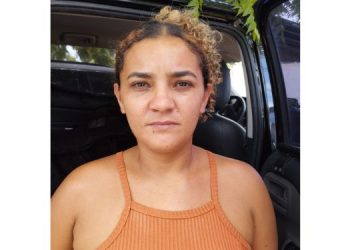 Mossoroense é presa por furto qualificado em Areia Branca