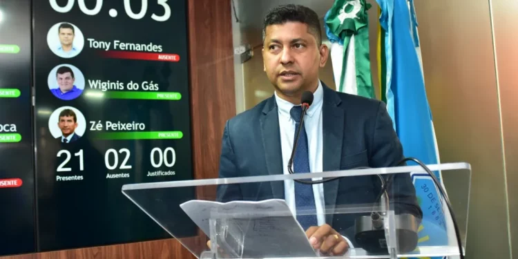 Vereador Genilson Alves reassume mandato na Câmara de Mossoró