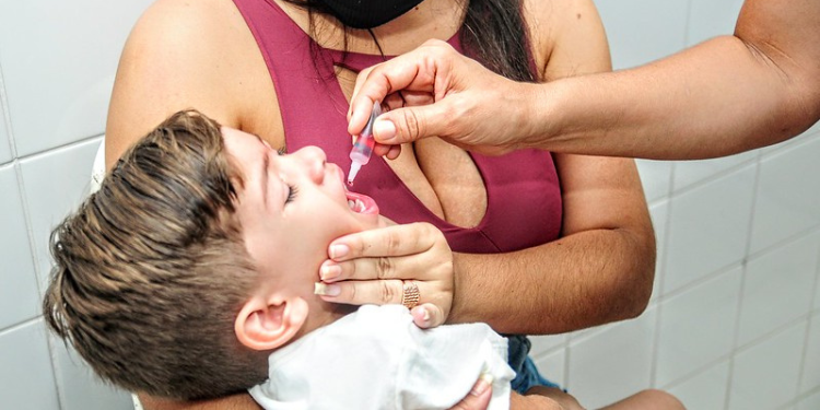 Mossoró inicia campanha de multivacinação de crianças e adolescentes