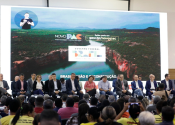 Com presença de ministros, Governo do RN lança programa de investimento para obras