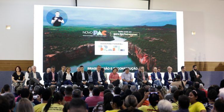 Com presença de ministros, Governo do RN lança programa de investimento para obras