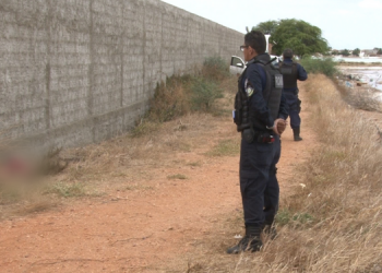 Homem é encontrado morto com marcas de tiros em Areia Branca