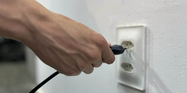 Conta de energia segue sem aumento em novembro no RN