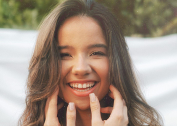 Mossoroense Bia Gurgel lança primeira música autoral