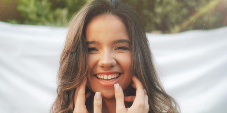 Mossoroense Bia Gurgel lança primeira música autoral