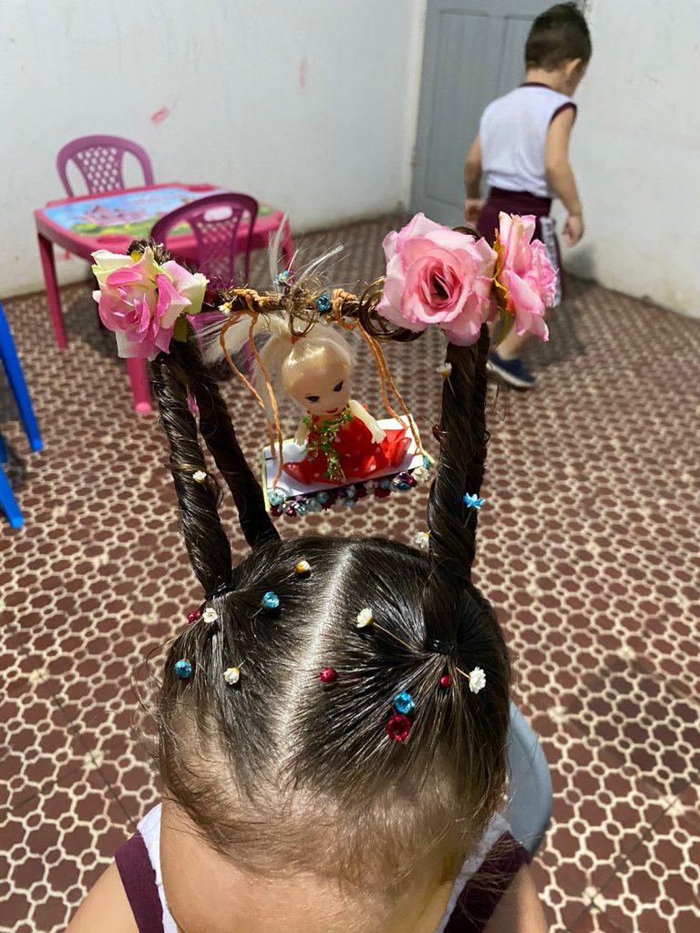 Penteados inusitados para o Dia do Cabelo Maluco movimentam