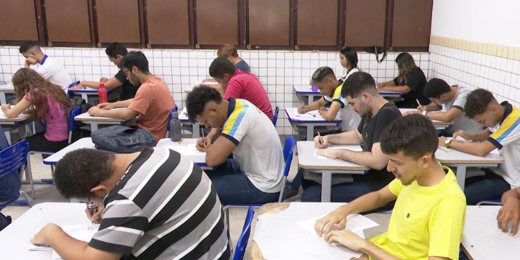 Enem 2023: mais de 10 mil candidatos realizam exame em Mossoró