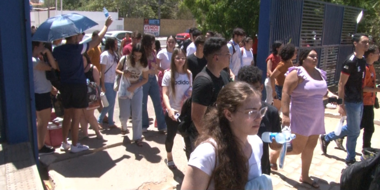 RN tem 72% de inscritos presentes no segundo dia de Enem