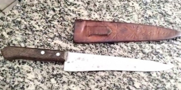 Homem é preso por ameaçar pais com faca em Baraúna