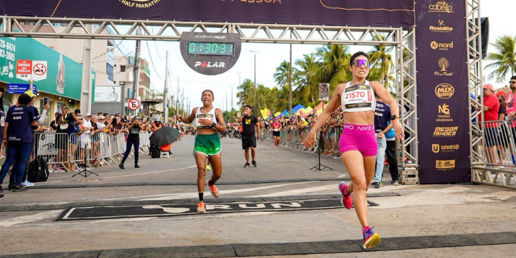 Atleta potiguar é campeã da Meia Maratona de João Pessoa; veja vídeo