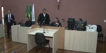 Acusado de tentativa de feminicídio é absolvido em júri popular