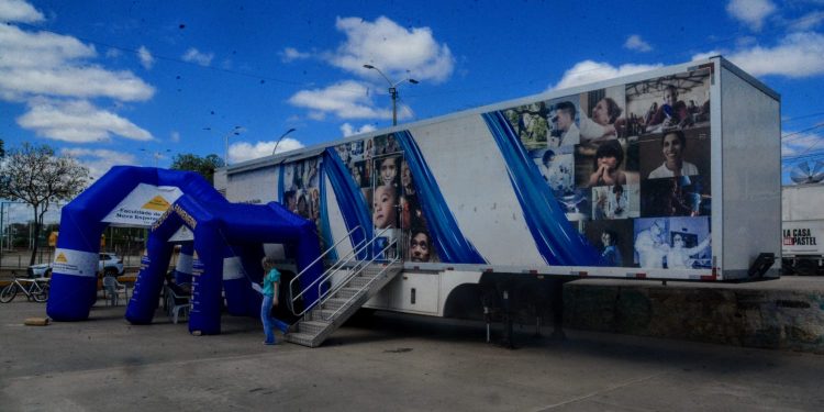 Carreta da Saúde para diagnóstico de hanseníase encerra atendimentos nesta sexta-feira (24)