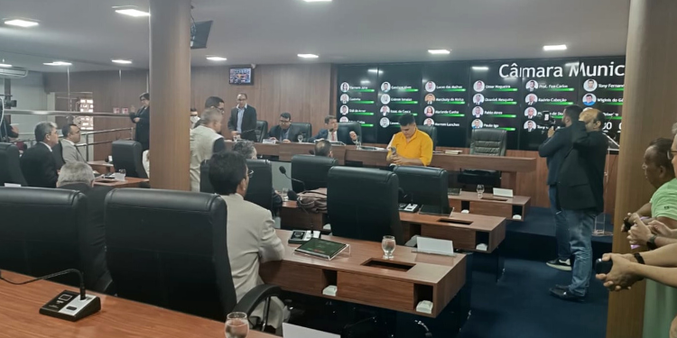 Câmara de Mossoró aprova reajuste para servidores do município