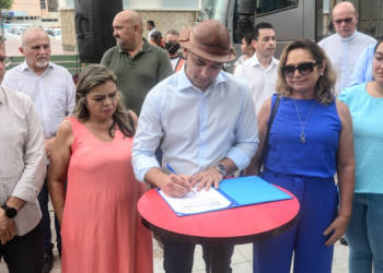 Prefeitura assina ordem de serviço e inicia construção do Memorial Covid-19