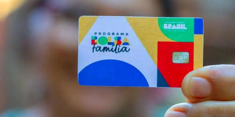 Governo Federal divulga calendário de pagamentos do Bolsa Família para 2024