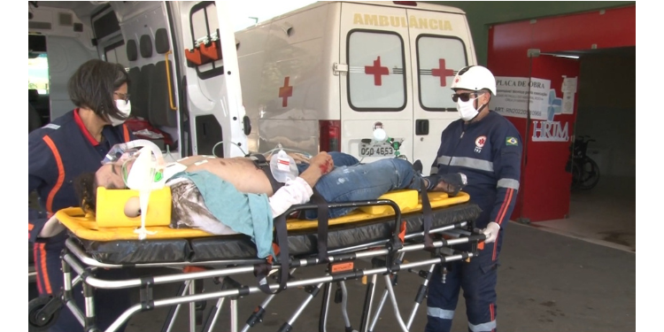 Motociclista é vítima de atropelamento na Avenida Presidente Dutra