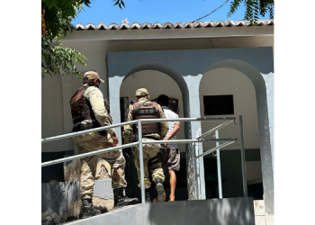 Homem foragido da Justiça é preso em Apodi