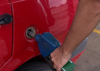 3R Petroleum aumenta preço da gasolina e diesel na Refinaria Clara Camarão