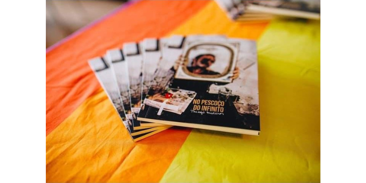 Escritor natalense Thiago Medeiros lança livro neste sábado (9) em Mossoró 