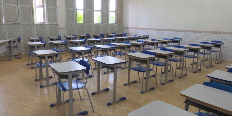 Prazo de inscrições para Processo Seletivo de professores da EJA é prorrogado