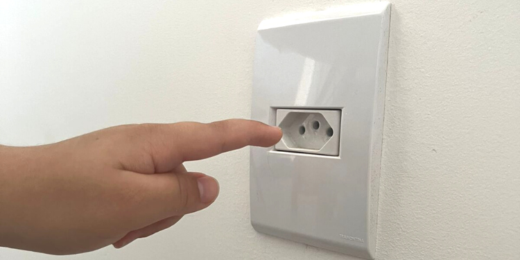 Período de férias: socorrista alerta para prevenção de acidentes domésticos com crianças