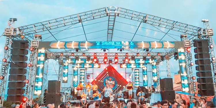 TCM transmite shows do Samba na Praia neste sábado (13)