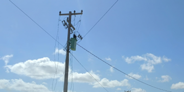 Criminosos furtam 800 metros de cabos e fornecimento de energia é interrompido em Grossos