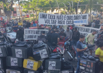 Motoboys realizam protesto e pedem justiça por morte de entregador em Mossoró