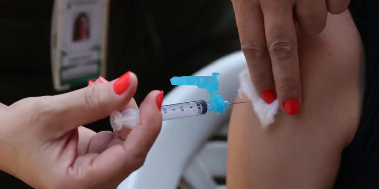 Imunização contra a dengue começa em fevereiro; 18 municípios potiguares receberão vacina