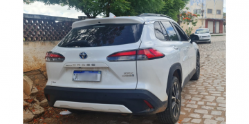 PRF prende suspeito que conduzia carro de luxo adulterado em Mossoró