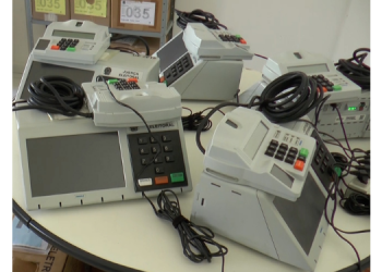 Pesquisas eleitorais precisam ser regulamentadas pelo TSE, informa advogado