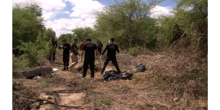 Corpo de homem é encontrado enterrado em Mossoró