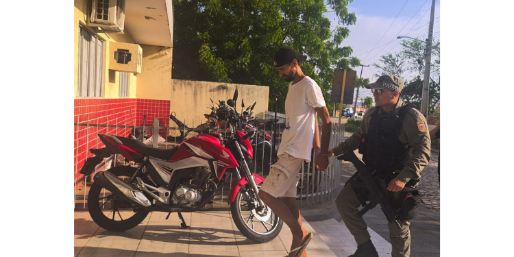 Homem é preso por violência doméstica contra a própria mãe em Mossoró