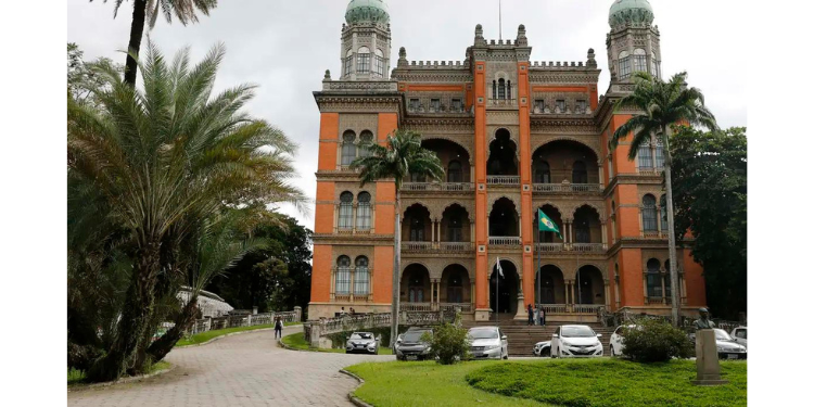 Friocruz abre inscrições para concurso público com 300 vagas