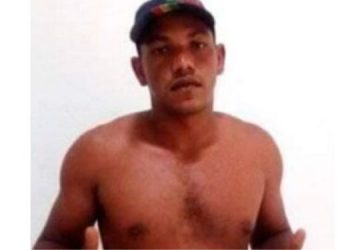 Homem é assassinado dentro de casa no Bairro Navegantes em Areia Branca