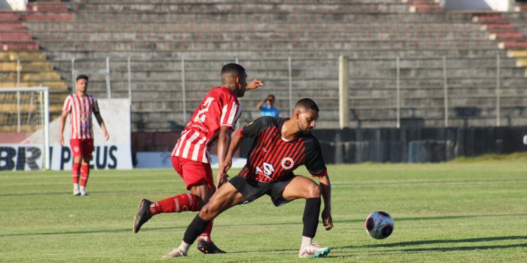 Potiguar sofre virada, perde para o Força e Luz e se complica no Estadual