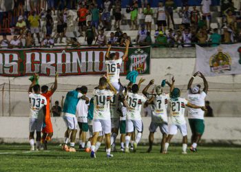Baraúnas vence Potiguar de virada no retorno do Potiba