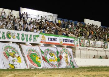 Baraúnas rompe relações com duas torcidas organizadas após atos de violência