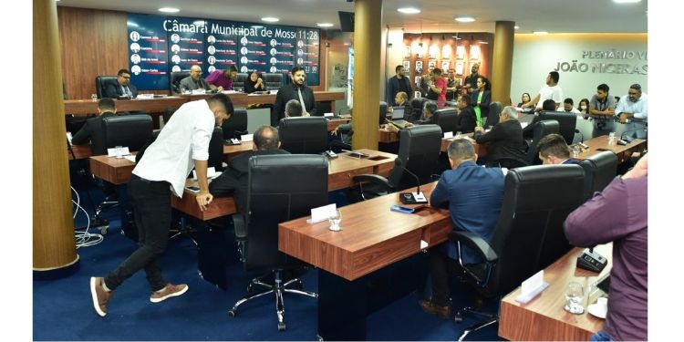 Câmara de Mossoró aprova reajuste para professores